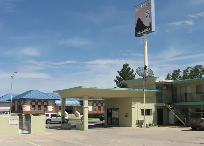 Motel 8