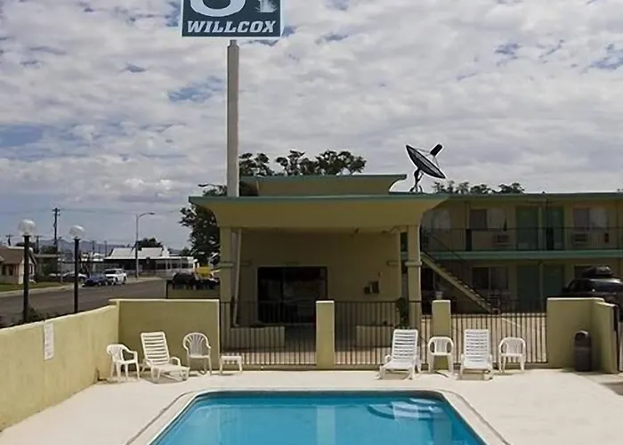 Motel 8 2*