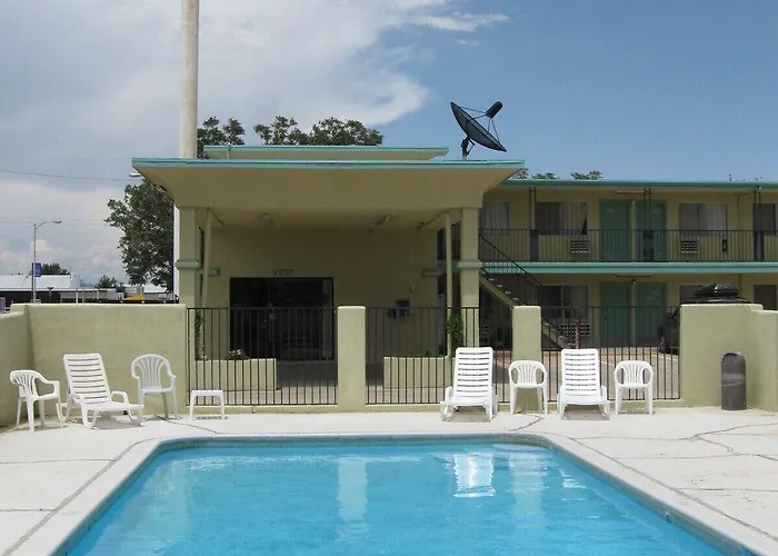 8 Motel