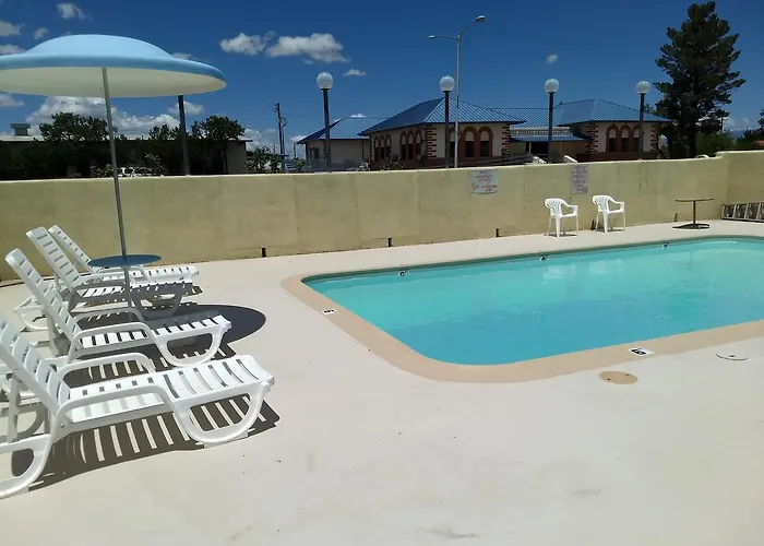 8 Motel